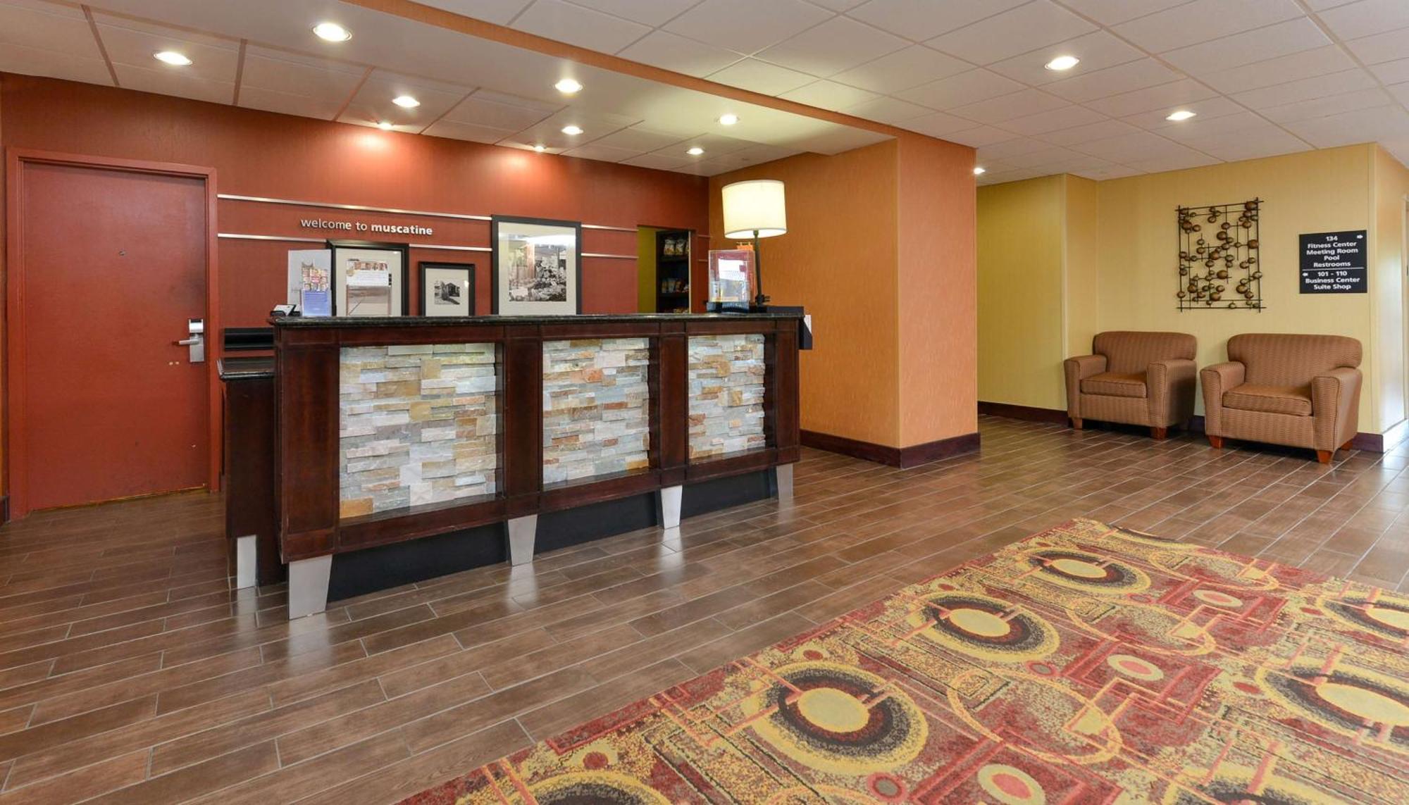 Hampton Inn Muscatine Extérieur photo